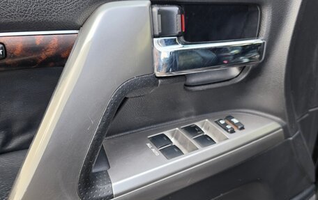 Toyota Land Cruiser 200, 2013 год, 3 050 000 рублей, 17 фотография