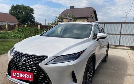 Lexus RX IV рестайлинг, 2021 год, 4 650 000 рублей, 1 фотография