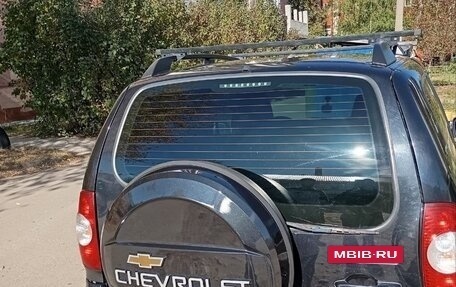 Chevrolet Niva I рестайлинг, 2016 год, 580 000 рублей, 3 фотография