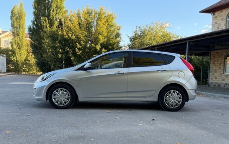 Hyundai Solaris II рестайлинг, 2011 год, 590 000 рублей, 7 фотография