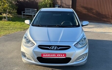 Hyundai Solaris II рестайлинг, 2011 год, 590 000 рублей, 12 фотография