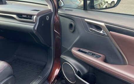 Lexus RX IV рестайлинг, 2016 год, 4 200 000 рублей, 24 фотография