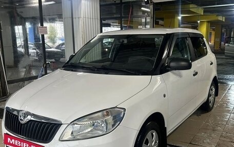 Skoda Fabia II, 2013 год, 675 000 рублей, 3 фотография