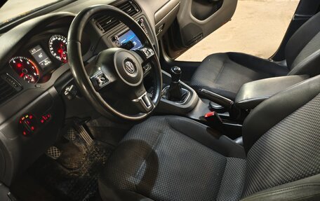 Volkswagen Jetta VI, 2014 год, 1 200 000 рублей, 20 фотография