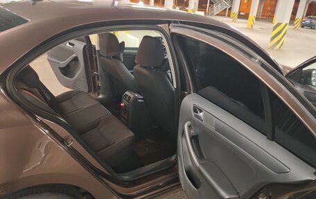Volkswagen Jetta VI, 2014 год, 1 200 000 рублей, 22 фотография