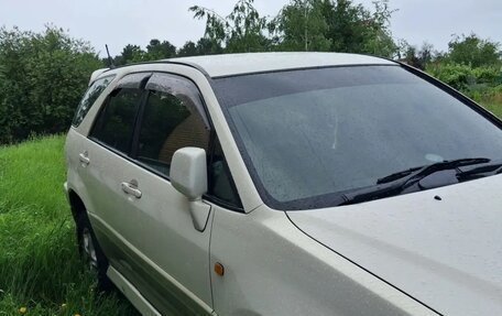 Toyota Harrier, 1998 год, 550 000 рублей, 3 фотография