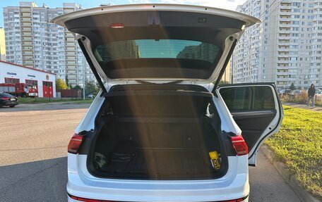 Volkswagen Tiguan II, 2021 год, 3 800 000 рублей, 6 фотография