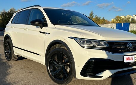 Volkswagen Tiguan II, 2021 год, 3 800 000 рублей, 10 фотография
