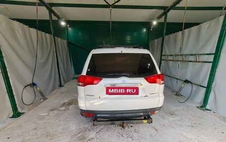 Mitsubishi Pajero Sport II рестайлинг, 2015 год, 1 600 000 рублей, 5 фотография