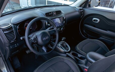 KIA Soul II рестайлинг, 2016 год, 1 395 000 рублей, 15 фотография