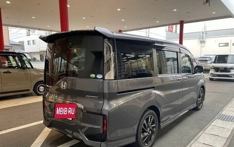 Honda Stepwgn IV, 2021 год, 2 110 000 рублей, 6 фотография