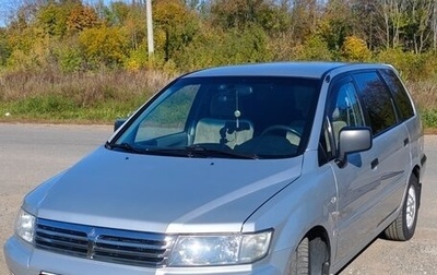 Mitsubishi Space Wagon III, 2002 год, 430 000 рублей, 1 фотография