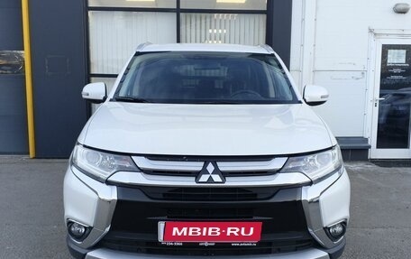 Mitsubishi Outlander III рестайлинг 3, 2015 год, 1 843 000 рублей, 2 фотография