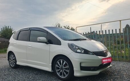 Honda Fit III, 2011 год, 1 160 000 рублей, 2 фотография