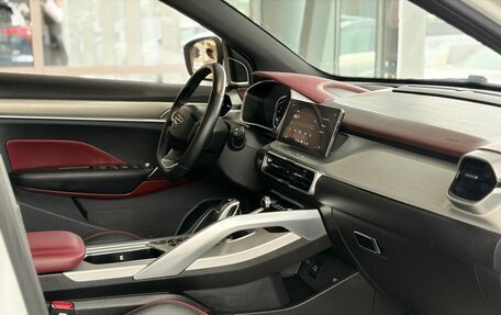 Geely Coolray I, 2022 год, 1 450 000 рублей, 7 фотография