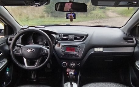 KIA Rio III рестайлинг, 2013 год, 750 000 рублей, 4 фотография
