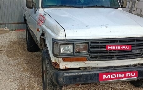 Toyota Land Cruiser 70, 1989 год, 500 000 рублей, 2 фотография
