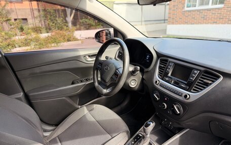 Hyundai Solaris II рестайлинг, 2017 год, 1 350 000 рублей, 7 фотография