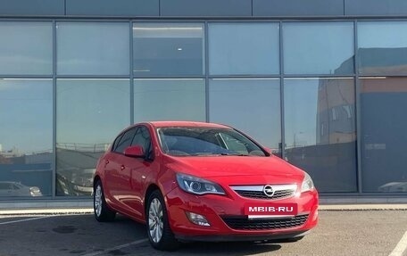Opel Astra J, 2010 год, 549 000 рублей, 2 фотография