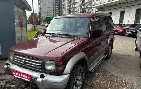 Mitsubishi Pajero III рестайлинг, 1992 год, 1 050 000 рублей, 2 фотография