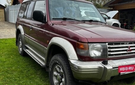 Mitsubishi Pajero III рестайлинг, 1992 год, 1 050 000 рублей, 13 фотография