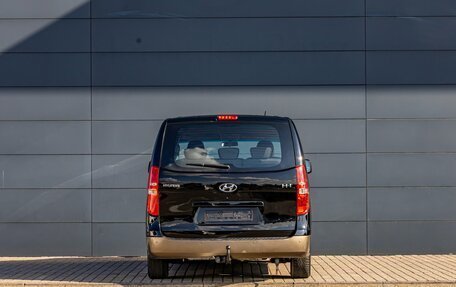 Hyundai H-1 II рестайлинг, 2014 год, 1 895 000 рублей, 5 фотография