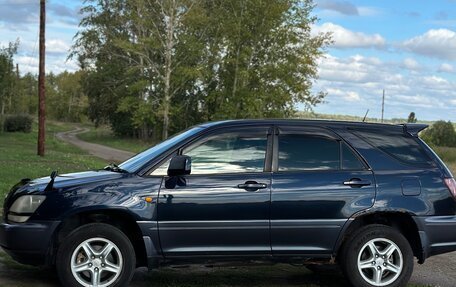 Toyota Harrier, 2000 год, 600 000 рублей, 2 фотография
