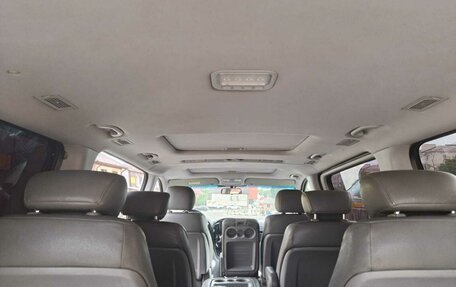 Hyundai Grand Starex Grand Starex I рестайлинг 2, 2011 год, 1 350 000 рублей, 8 фотография