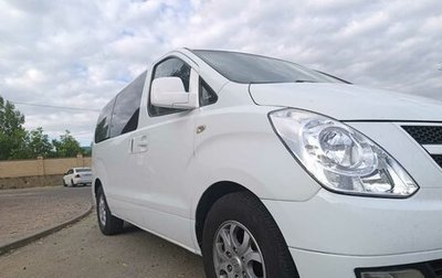 Hyundai Grand Starex Grand Starex I рестайлинг 2, 2011 год, 1 350 000 рублей, 1 фотография