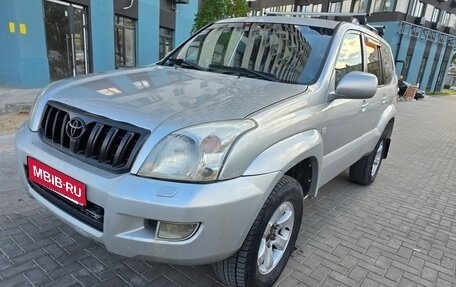 Toyota Land Cruiser Prado 120 рестайлинг, 2005 год, 875 000 рублей, 1 фотография