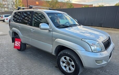 Toyota Land Cruiser Prado 120 рестайлинг, 2005 год, 875 000 рублей, 4 фотография