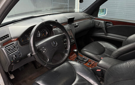 Mercedes-Benz E-Класс, 1996 год, 195 000 рублей, 4 фотография