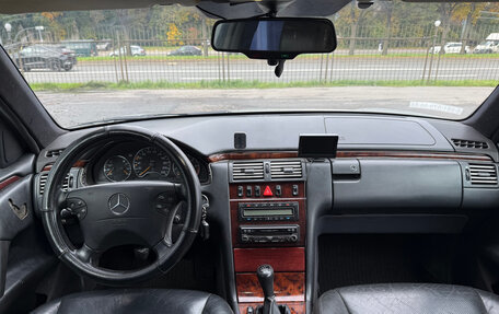 Mercedes-Benz E-Класс, 1996 год, 195 000 рублей, 13 фотография
