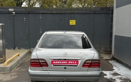 Mercedes-Benz E-Класс, 1996 год, 195 000 рублей, 7 фотография