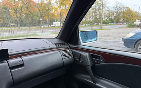 Mercedes-Benz E-Класс, 1996 год, 195 000 рублей, 22 фотография