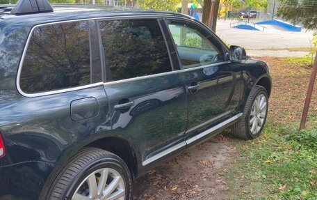 Volkswagen Touareg III, 2004 год, 650 000 рублей, 3 фотография
