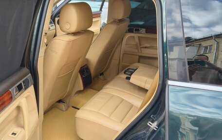 Volkswagen Touareg III, 2004 год, 650 000 рублей, 10 фотография