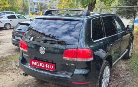 Volkswagen Touareg III, 2004 год, 650 000 рублей, 2 фотография