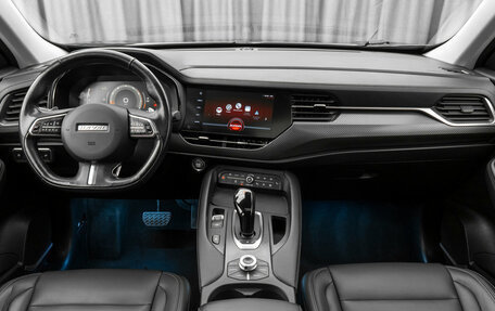 Haval F7x I, 2022 год, 1 690 000 рублей, 10 фотография