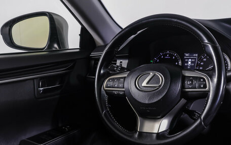 Lexus ES VII, 2016 год, 2 290 000 рублей, 12 фотография
