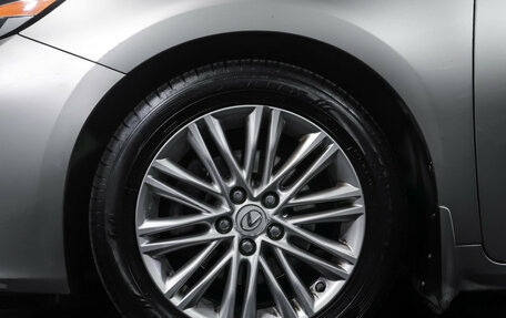 Lexus ES VII, 2016 год, 2 290 000 рублей, 26 фотография
