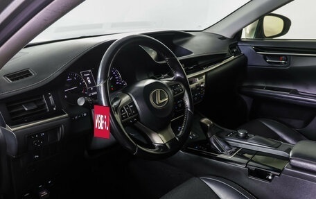Lexus ES VII, 2016 год, 2 290 000 рублей, 15 фотография