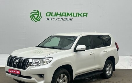 Toyota Land Cruiser Prado 150 рестайлинг 2, 2020 год, 4 400 000 рублей, 1 фотография