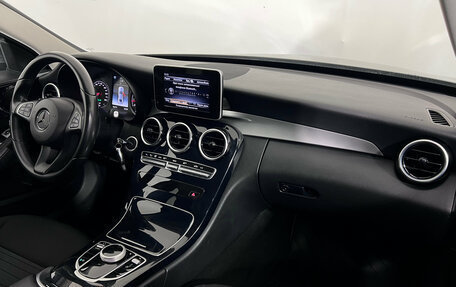 Mercedes-Benz C-Класс, 2018 год, 2 250 000 рублей, 14 фотография
