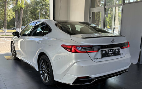 Toyota Camry, 2026 год, 4 400 000 рублей, 4 фотография