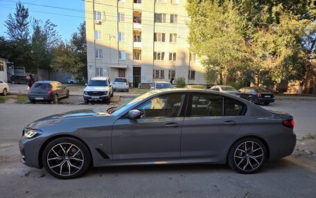 BMW 5 серия, 2021 год, 5 600 000 рублей, 2 фотография