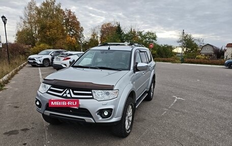 Mitsubishi Pajero Sport II рестайлинг, 2015 год, 2 450 000 рублей, 2 фотография