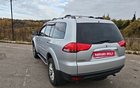 Mitsubishi Pajero Sport II рестайлинг, 2015 год, 2 450 000 рублей, 4 фотография