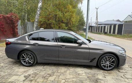 BMW 5 серия, 2020 год, 4 490 000 рублей, 8 фотография