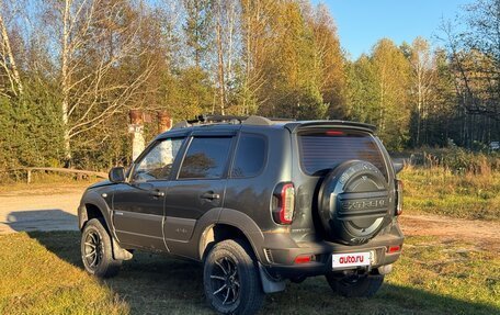 Chevrolet Niva I рестайлинг, 2011 год, 519 500 рублей, 5 фотография